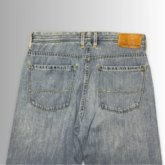 Tommy Bahama Standard Jeans, Straight Leg, Comfort Waistband, Size 32/30 - Picture 6 of 11